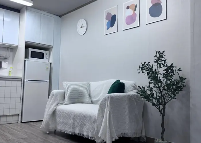 홍대입구 원룸 * Seul